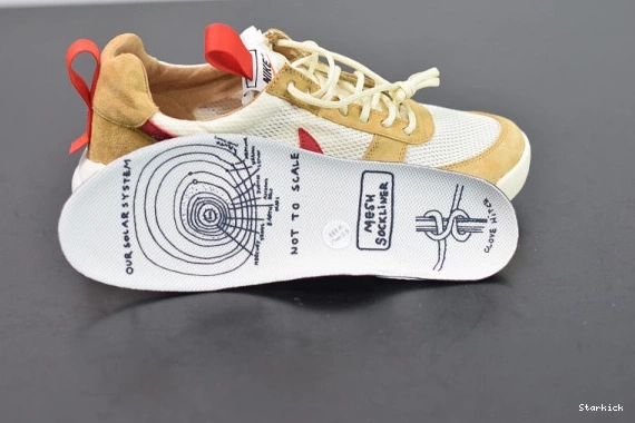 Sachs Camp Tom NikeCraft Shoe Mars Yard 2.0 AA2261-100 Space 1104